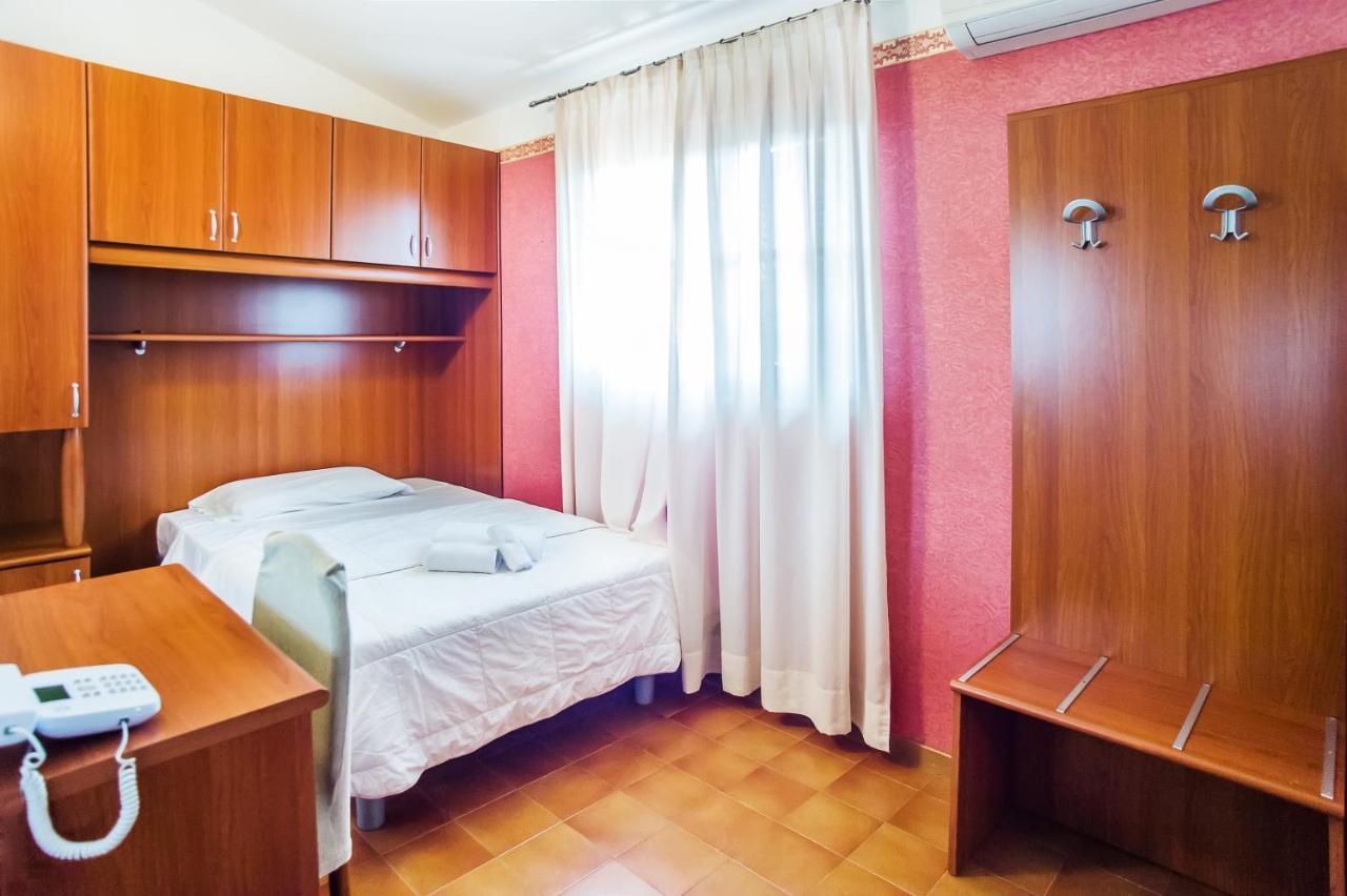 Hotel Il Castello Поццоленґо Екстер'єр фото