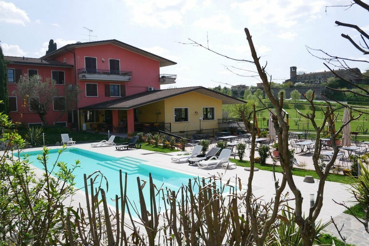 Hotel Il Castello Поццоленґо Екстер'єр фото